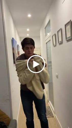 Customer video review of SAN FERMIN HOODIE