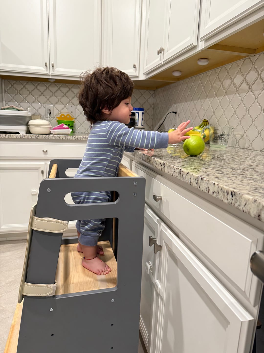 Customer photo review of HARPPA Nordo | Toddler Kitchen Tower