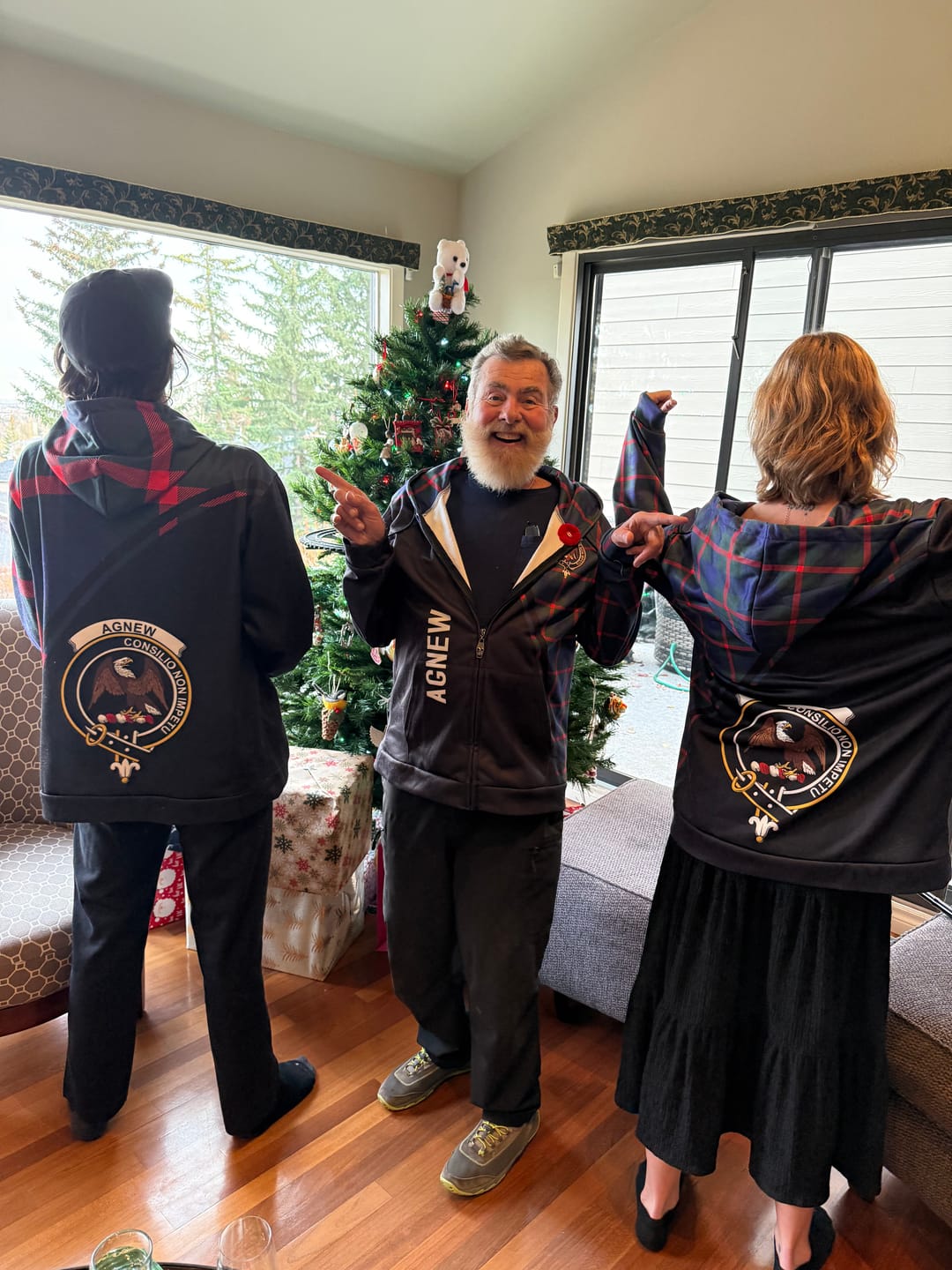 Customer photo review of Scottish Agnew Clan Crest Tartan Curve Hoodie