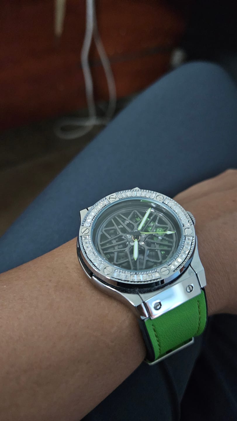 Customer photo review of HMN S6 Diamond Lady Watch