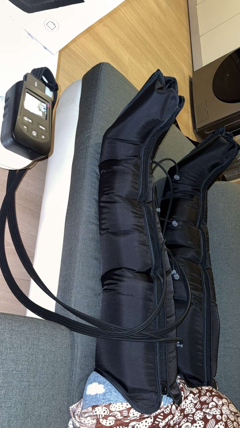 Customer photo review of Bottes de Pressothérapie Novaa® Pro - Massage à compression d'air