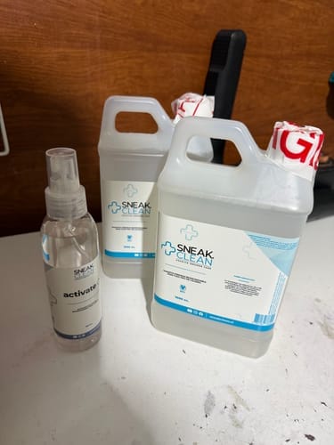 Customer photo review of Shampoo Sneakclean