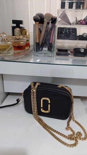 Customer photo review of Marc Jacobs Women's The Glam Shot 17 Black/Gold