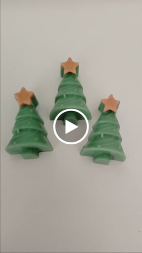 Customer video review of Fragancia ABETO DE NAVIDAD