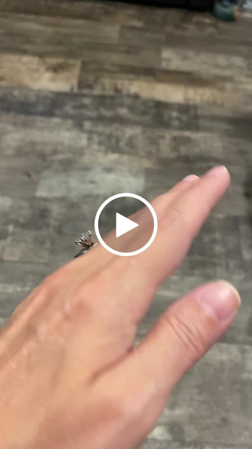 Customer video review of Realtree Snow Camo Bridal Set for Her - Pick your Stone