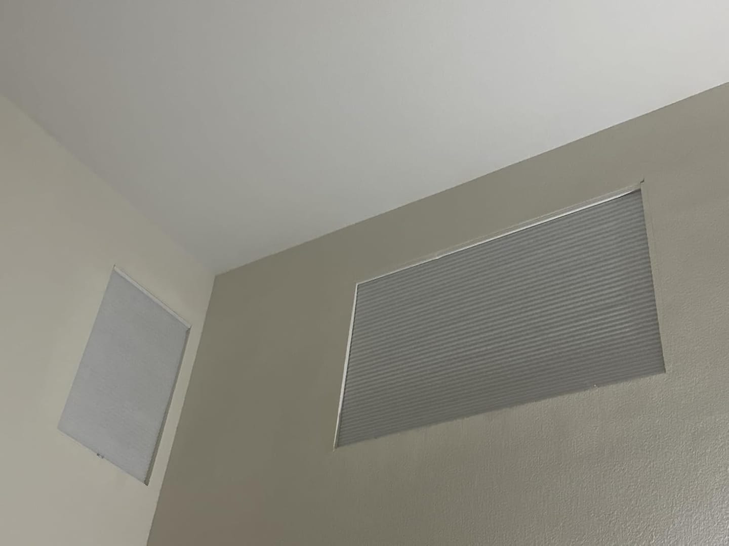 Customer photo review of Bringnox Blackout Motorized Cellular Shades