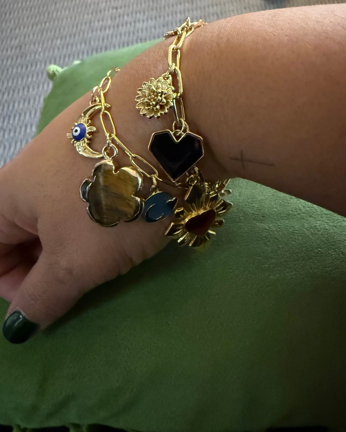 Customer photo review of Pick Your Charm TT LIVE (5 CHARM BUNDLE)