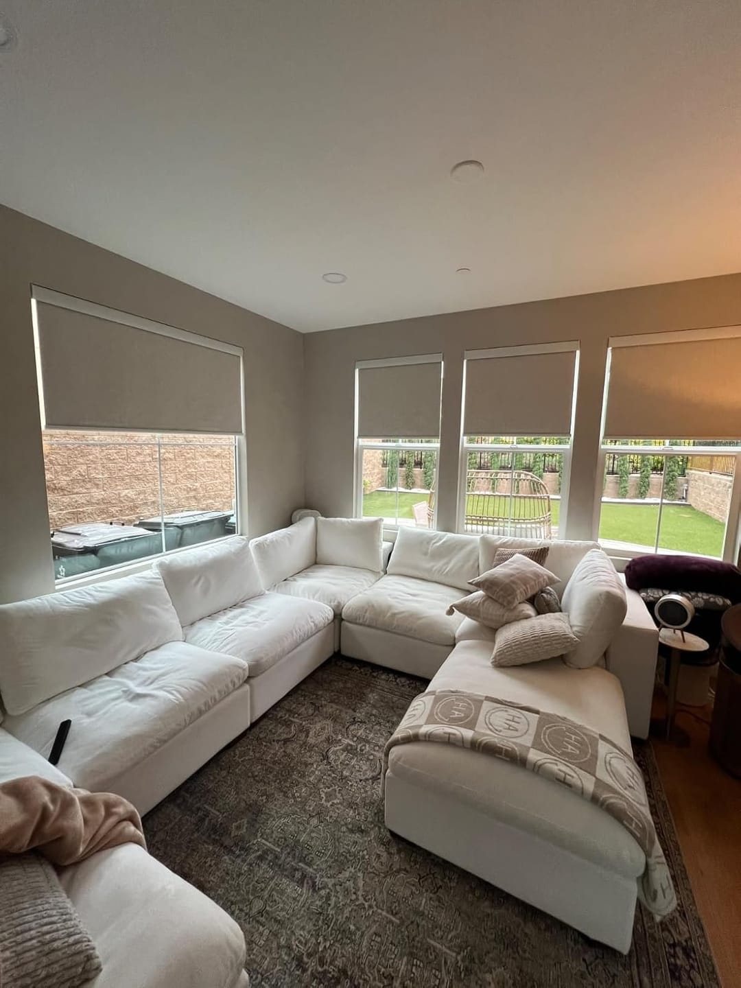 Customer photo review of Bringnox Motorized Roller Shades 100% Blackout Linen