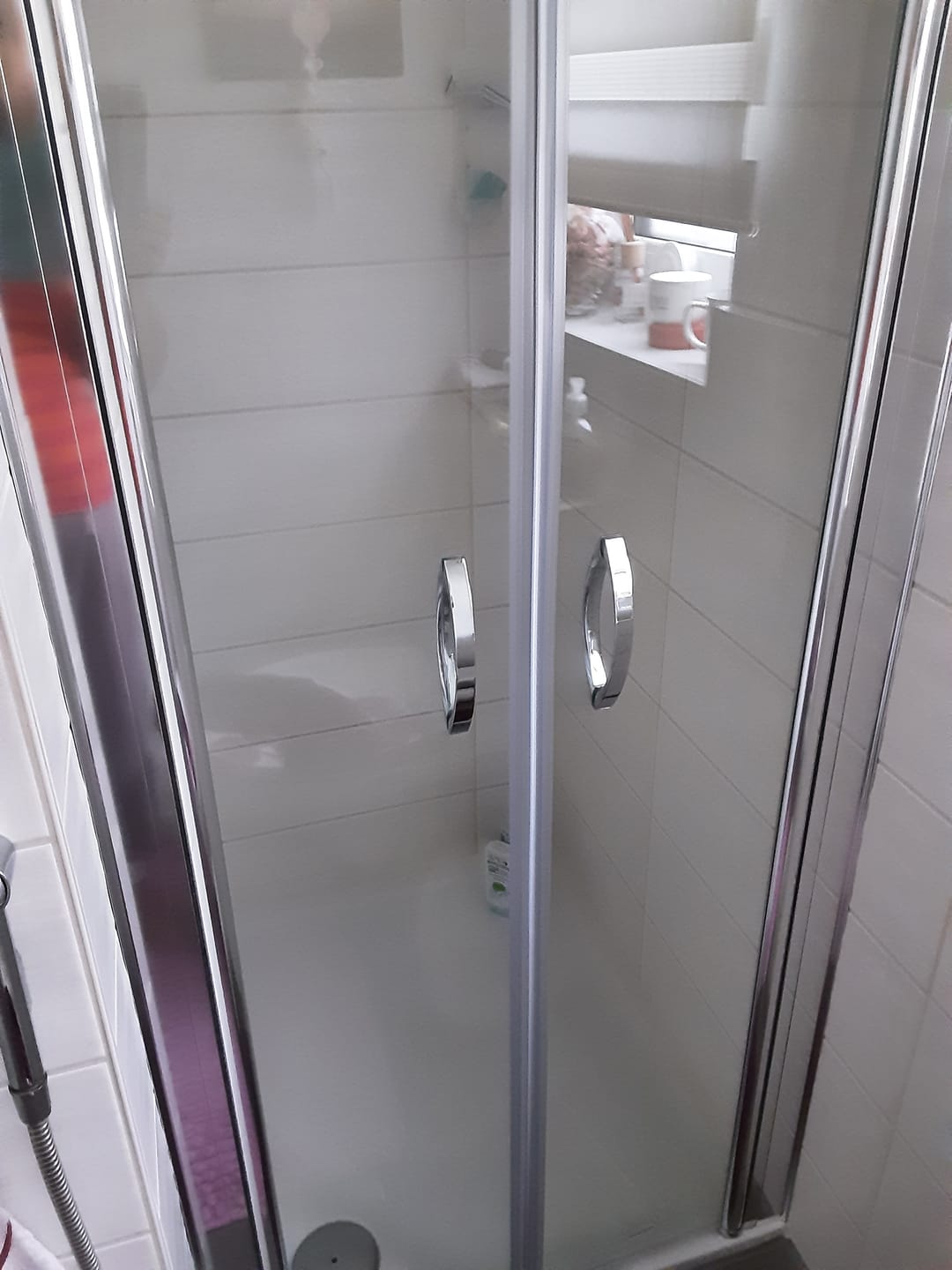 Customer photo review of Duschtür Nische mit Pendeltür, Duschkabine Nischentür Dusche - Klarglas