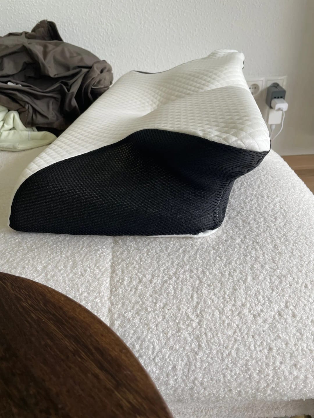 Customer photo review of Butterfly Comfort Neck Pillow Buy 1 Get 1 FREE