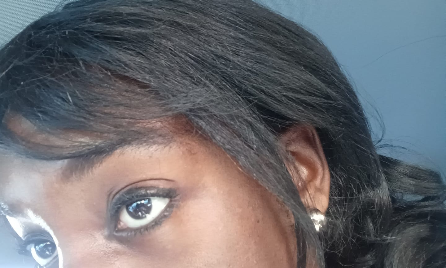 Customer photo review of Sensationnel Glamzy Glueless HD Lace Crown Wig –  TINSY