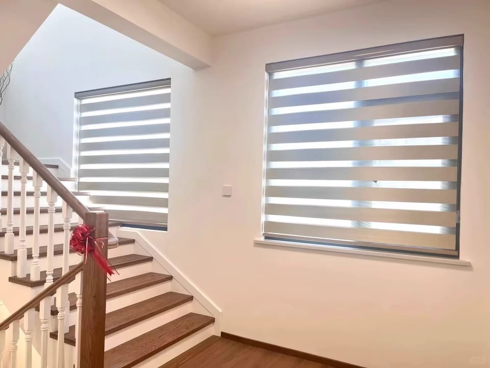 Customer photo review of Bringnox Motorized Zebra Roller Blinds 100% Blackout