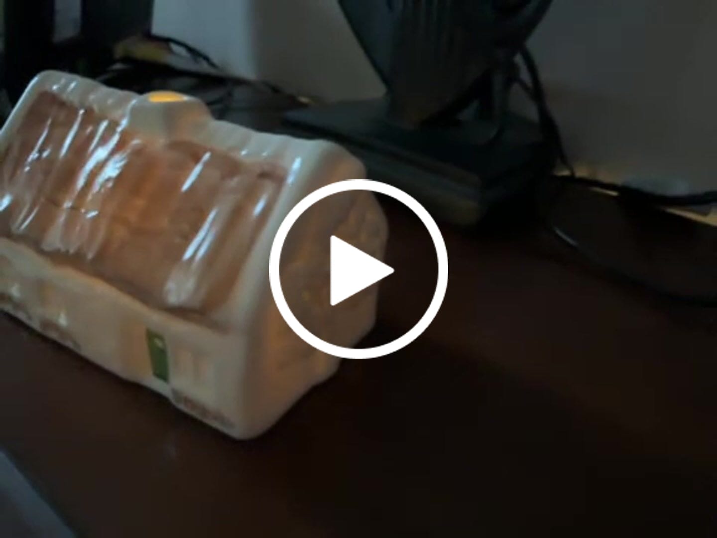 Customer video review of Belleek Classic Quiet Man Cottage