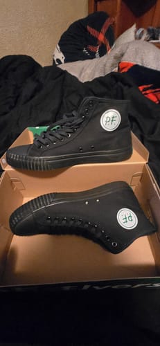 Customer photo review of Pay now to unlock free returns