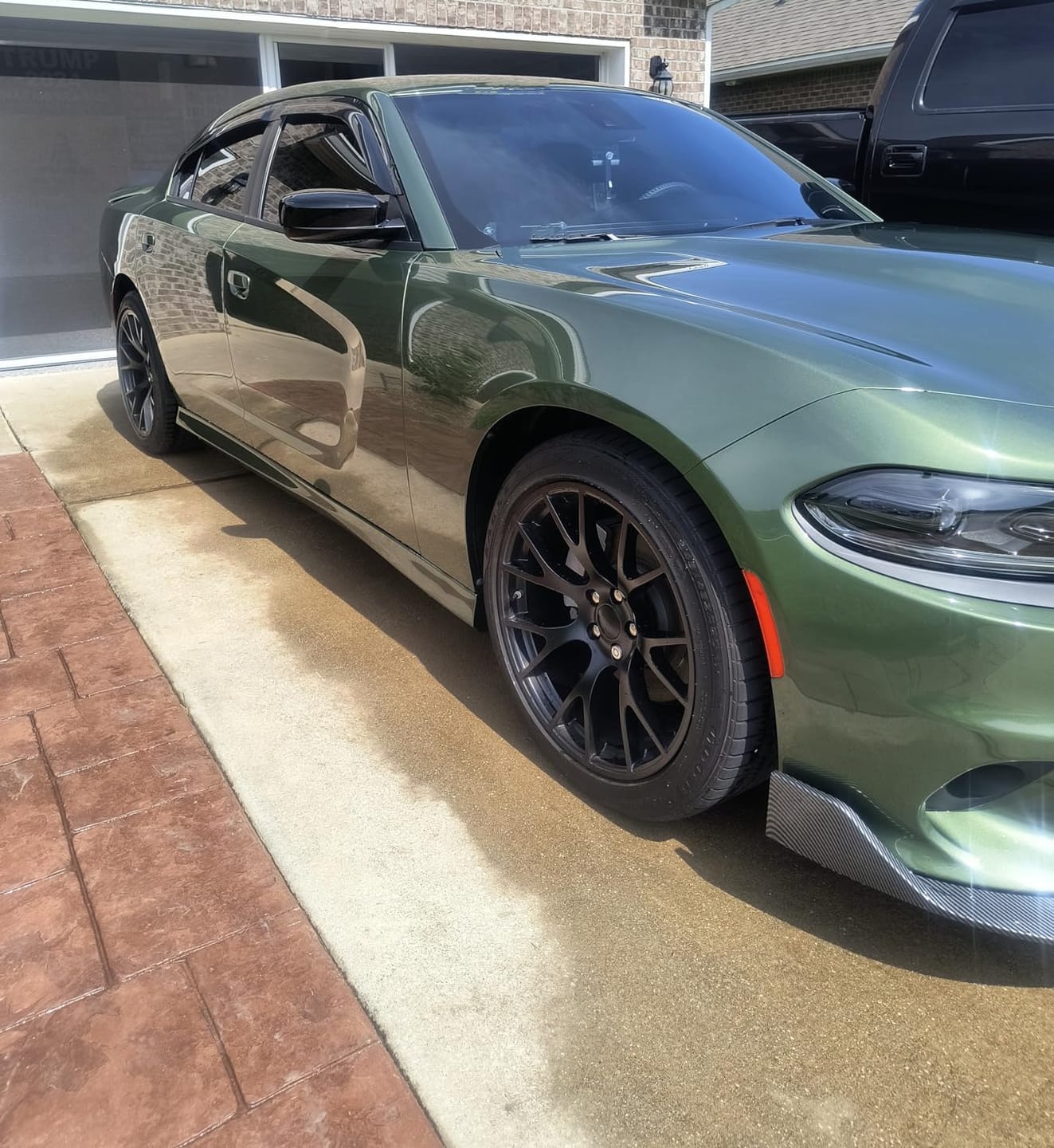 Customer photo review of Aluminum Alloy Wheel Rim Protector for All Brand Vehicles (4 PCS)