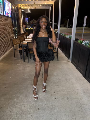 Customer photo review of Sophia Rose - Black (RESTOCKED)