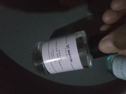 Customer photo review of Tuscan Tobacco and vanilla-Inspired by Tom ford tobacco and vanilla  Men