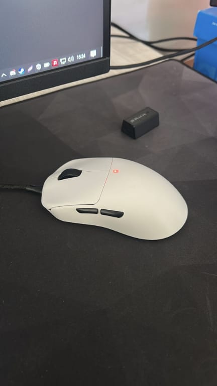 Customer photo review of RAWM ES21 Pro Wireless Mouse