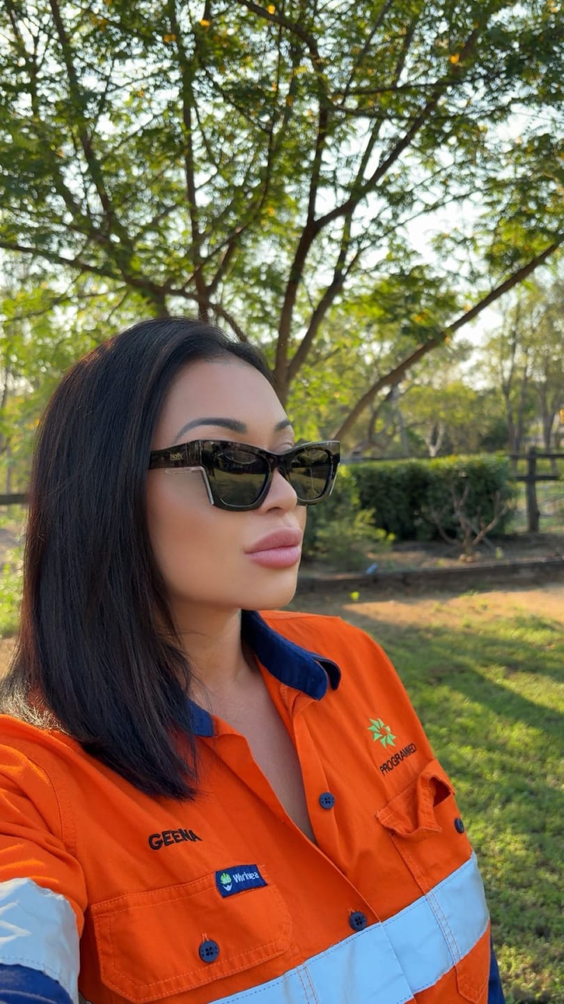 Customer photo review of Browse Black Tortoise Polarised Safety Glasses