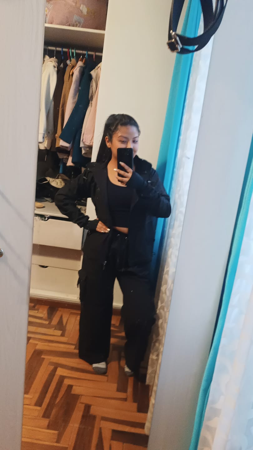Customer photo review of CARGO OVERTRIP BLACK