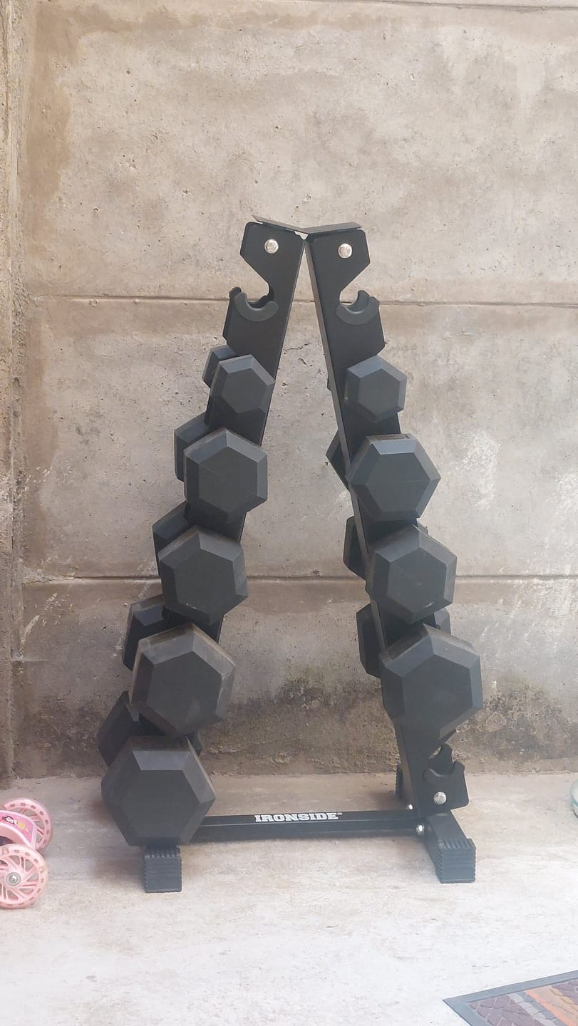 Customer photo review of Rack de Almacenamiento Mancuernas Triangular IRONSIDE