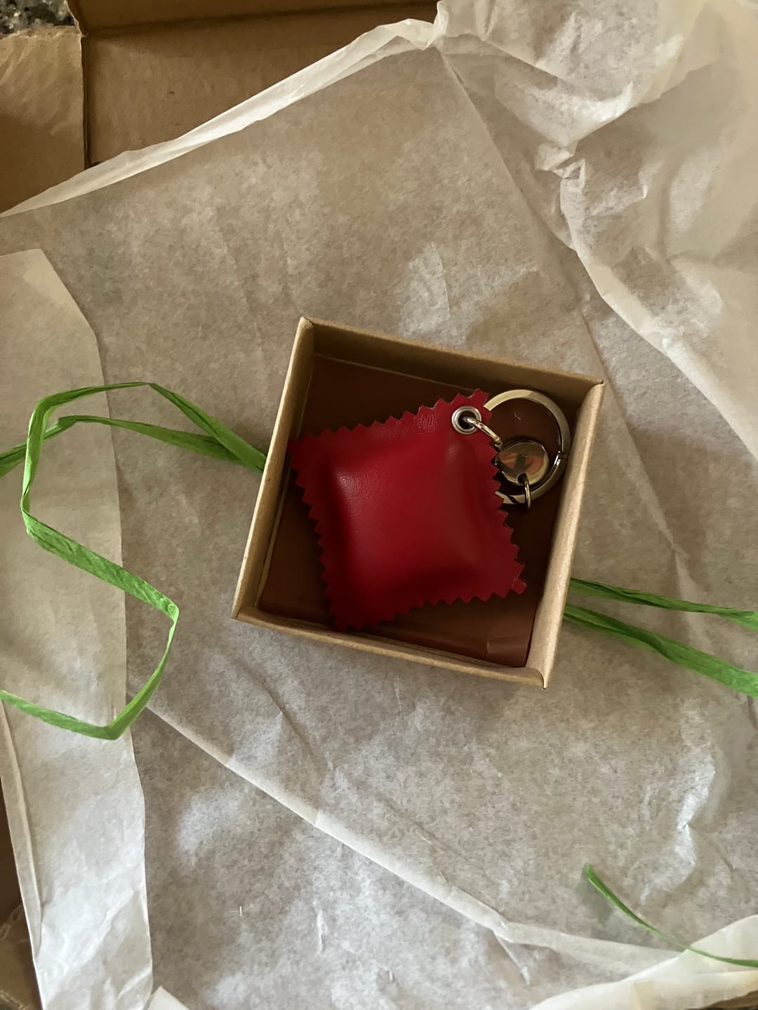 Customer photo review of Custom Raviolo keychain - 1 letter