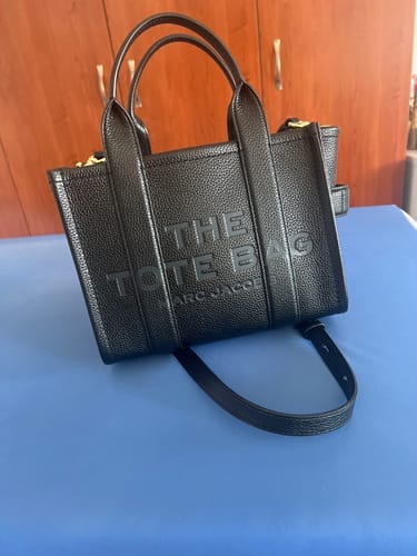 Customer photo review of Marc Jacobs Women's The Leather Small Tote Bag Black