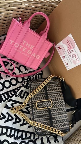 Customer photo review of Marc Jacobs Women's The Leather Small Tote Bag Ribbon Pink