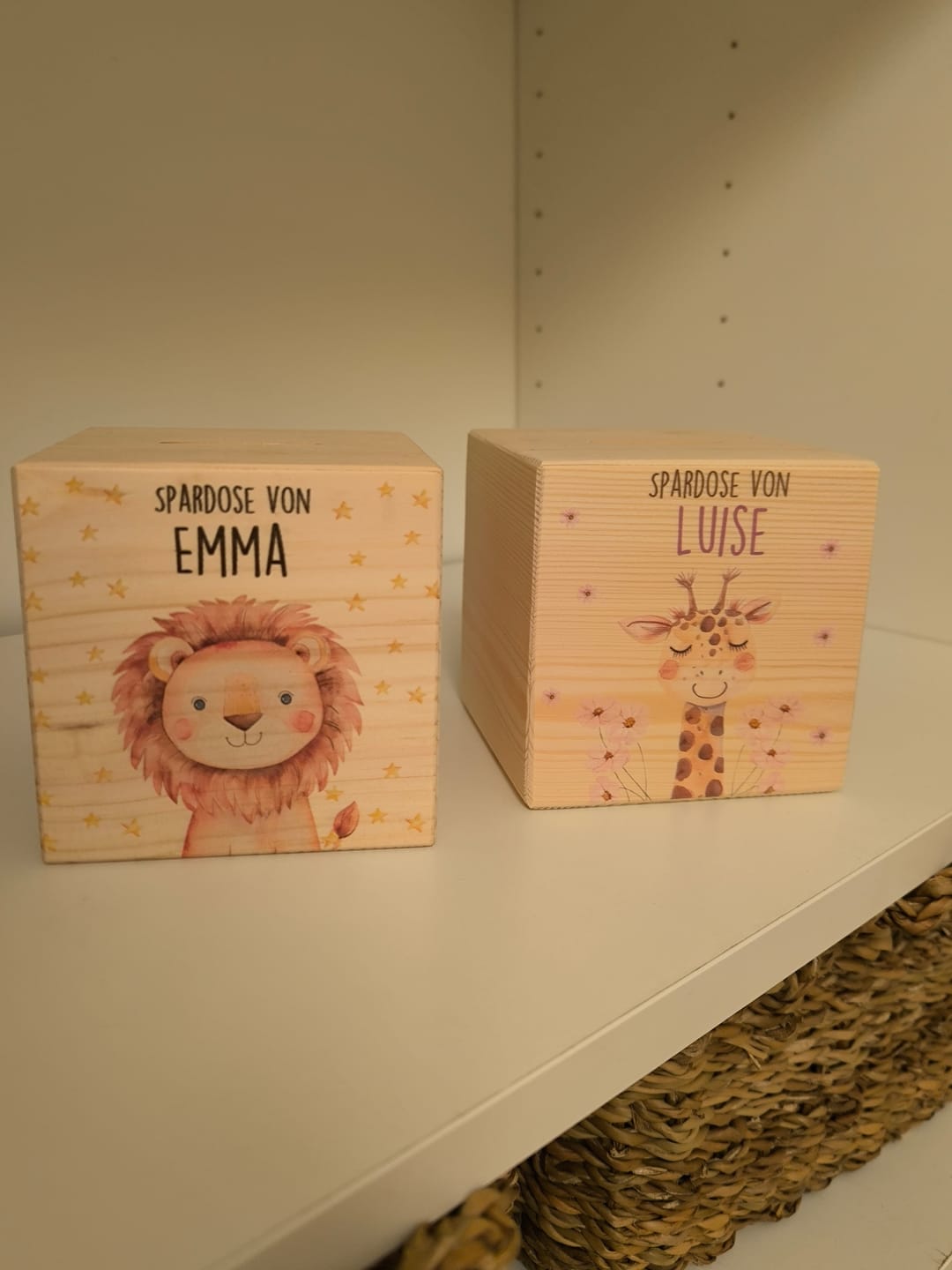 Customer photo review of Spardose Kinder, Sparschwein personalisiert bunt - Löwe