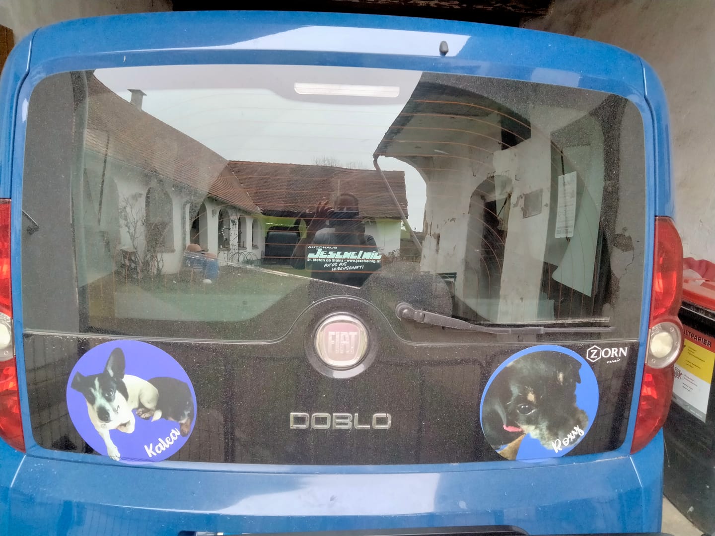 Customer photo review of Dein Foto - Individueller Autoaufkleber