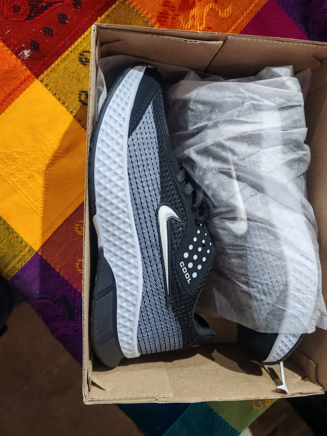 Customer photo review of Tenis 013 Negro Blanco