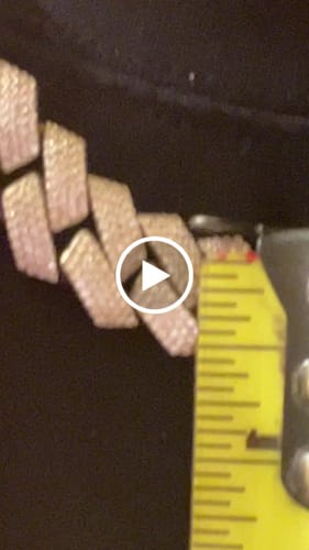 Customer video review of VVS Cuban Link Chain 14K Gold (ALL SIZES)