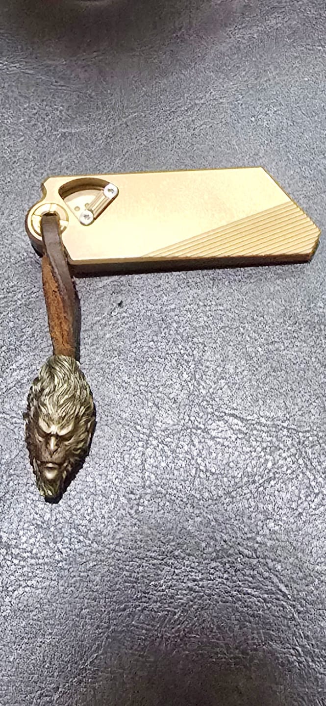 Customer photo review of 🌟Fall Sale🌟 PICHI G9 Utility Knife (Titanium/Brass)