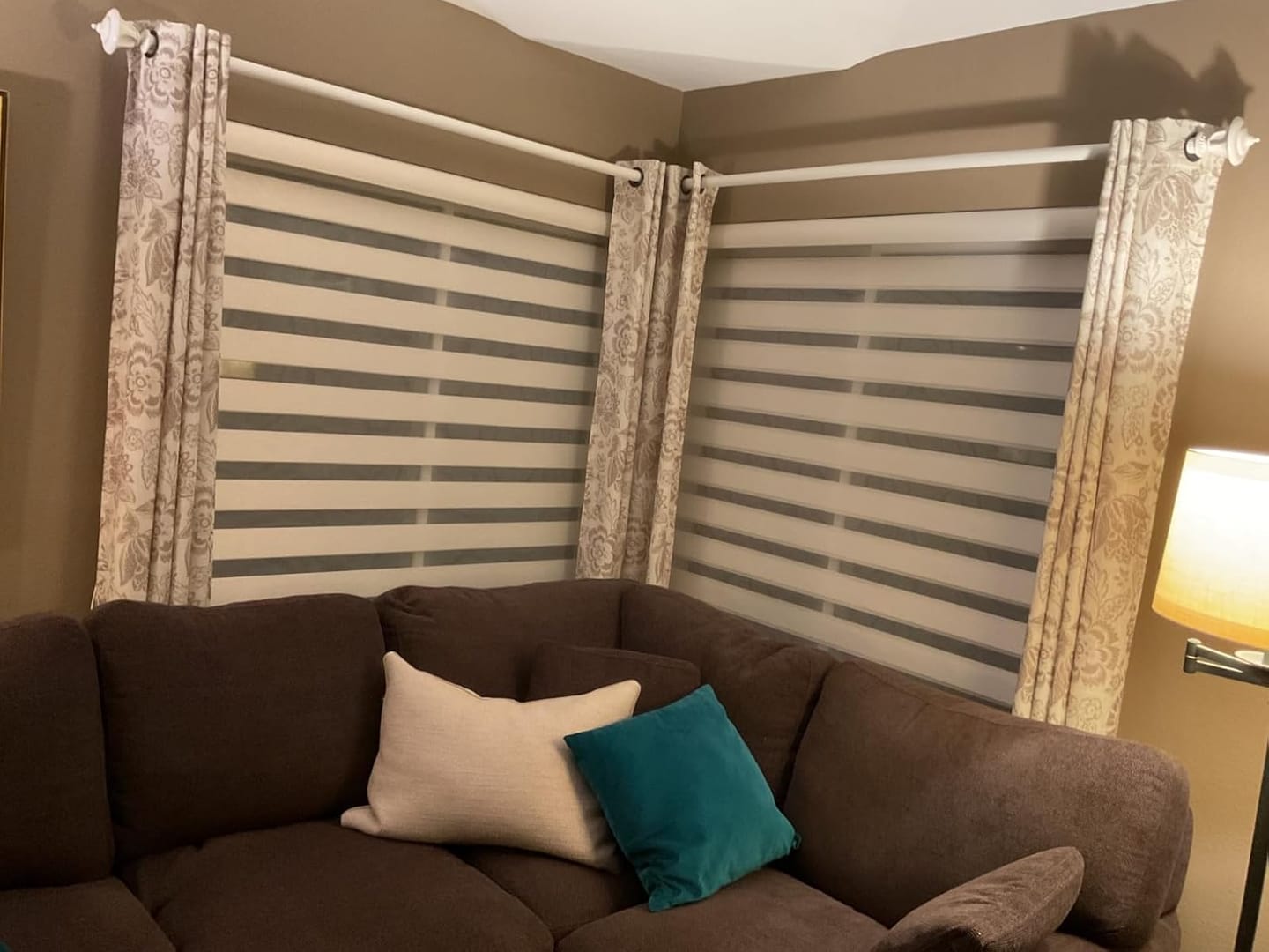 Customer photo review of Bringnox Motorized Zebra Roller Blinds 100% Blackout