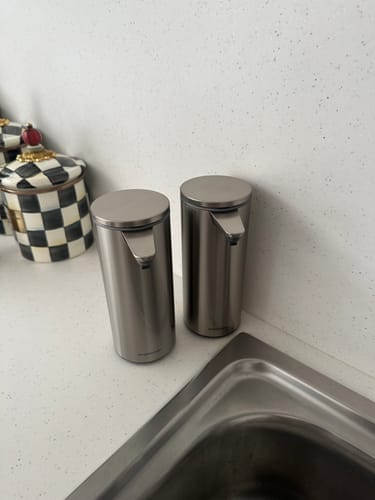 Customer photo review of Simplehuman Rechargeable Sensor Soap pump 266 ml Brushed - 2'Li Set