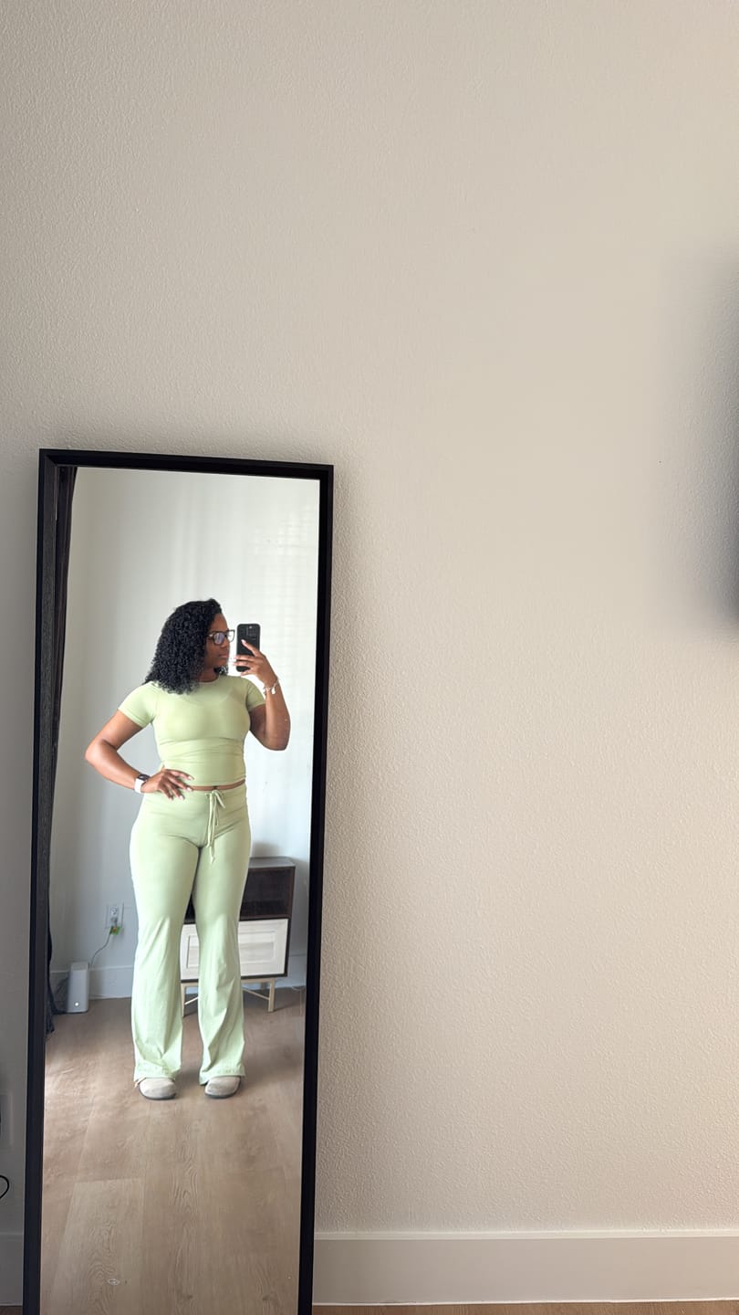 Customer photo review of TALL EVERYDAY PANT