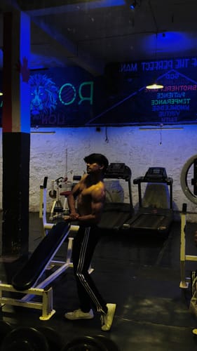 Customer photo review of Wellcore - Micronised Creatine Monohydrate (83 Servings, Kiwi Kick) + Premium Steel Shaker