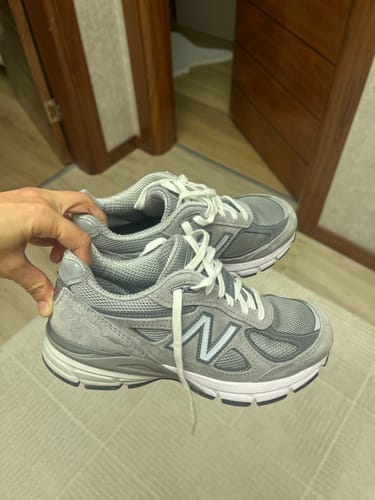 Customer photo review of New Balance Made in USA 990v4 Core Grey with Silver U990GR4