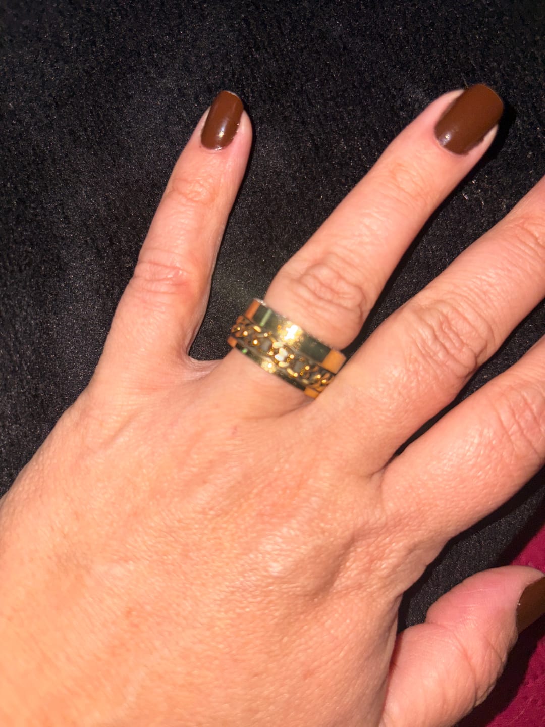 Customer photo review of Anel Elos Zircônia Banhado em Ouro 18K