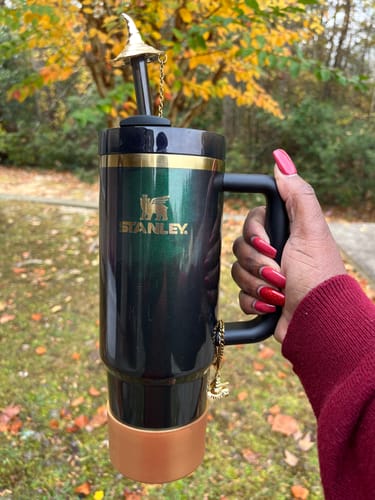 Customer photo review of GOLD Tumbler Boot -fits 20-40oz NEW!