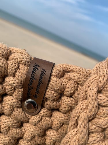 Customer photo review of Personalisierte Labels mit Chicago Screws - Kunstleder-Label mit Schrauben