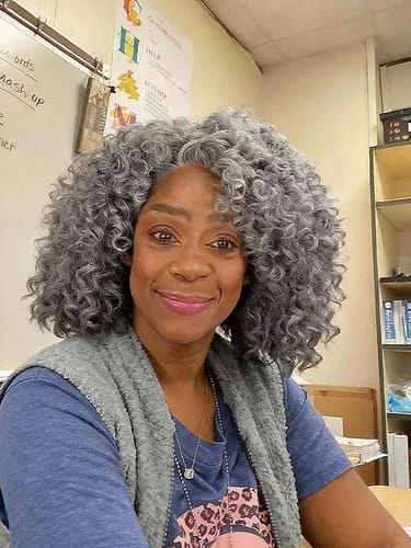 Customer photo review of Luvwin 13x4 Salt & Pepper Bouncy Curls Glueless Grey Wig 100% Human Hair