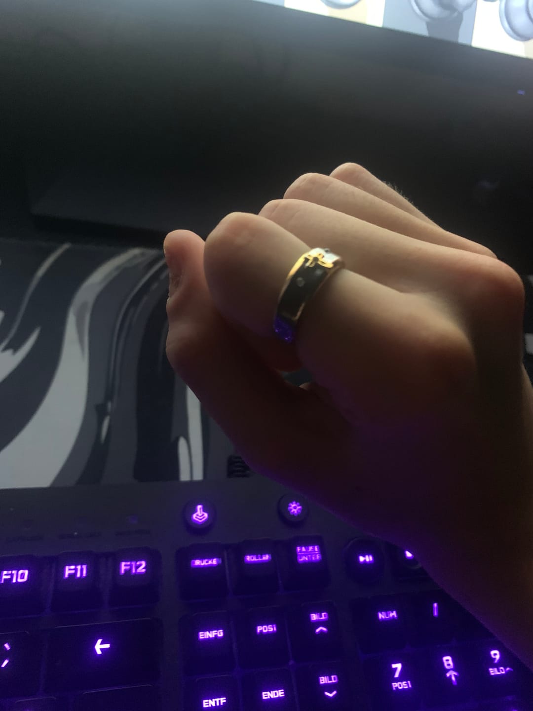 Customer photo review of FREE Today: Modern Style Two-tone Gold Cross Alloy Ring-With God All Things Are Possible