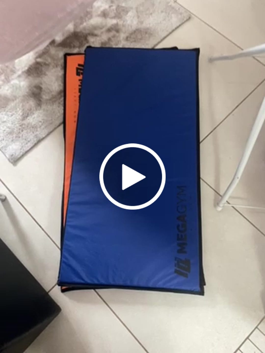Customer video review of Colchonete De Academia 90x45x2 Para Treino Pilates Funcional