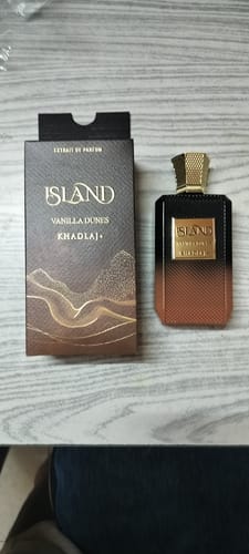 Customer photo review of Khadlaj Island Vanilla Dunes Extrait De Parfum For Unisex