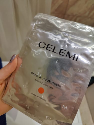 Customer photo review of Intensyviai drėkinanti veido ir kaklo kaukė 15ml