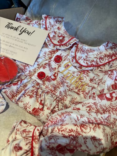 Lacey J. review of PRE-ORDER Girls Christmas Toile Print Nightie image 1 out of 1