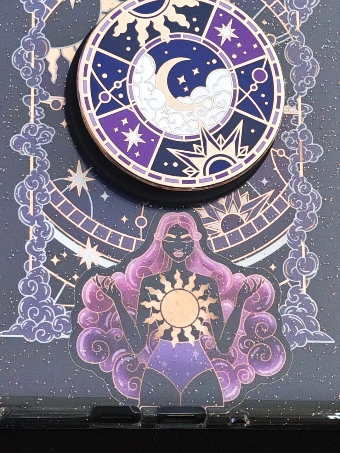 Customer photo review of Otherworldly Clingie