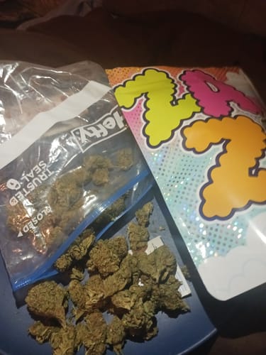 Customer photo review of White Widow - 28 Grams - Hybrid