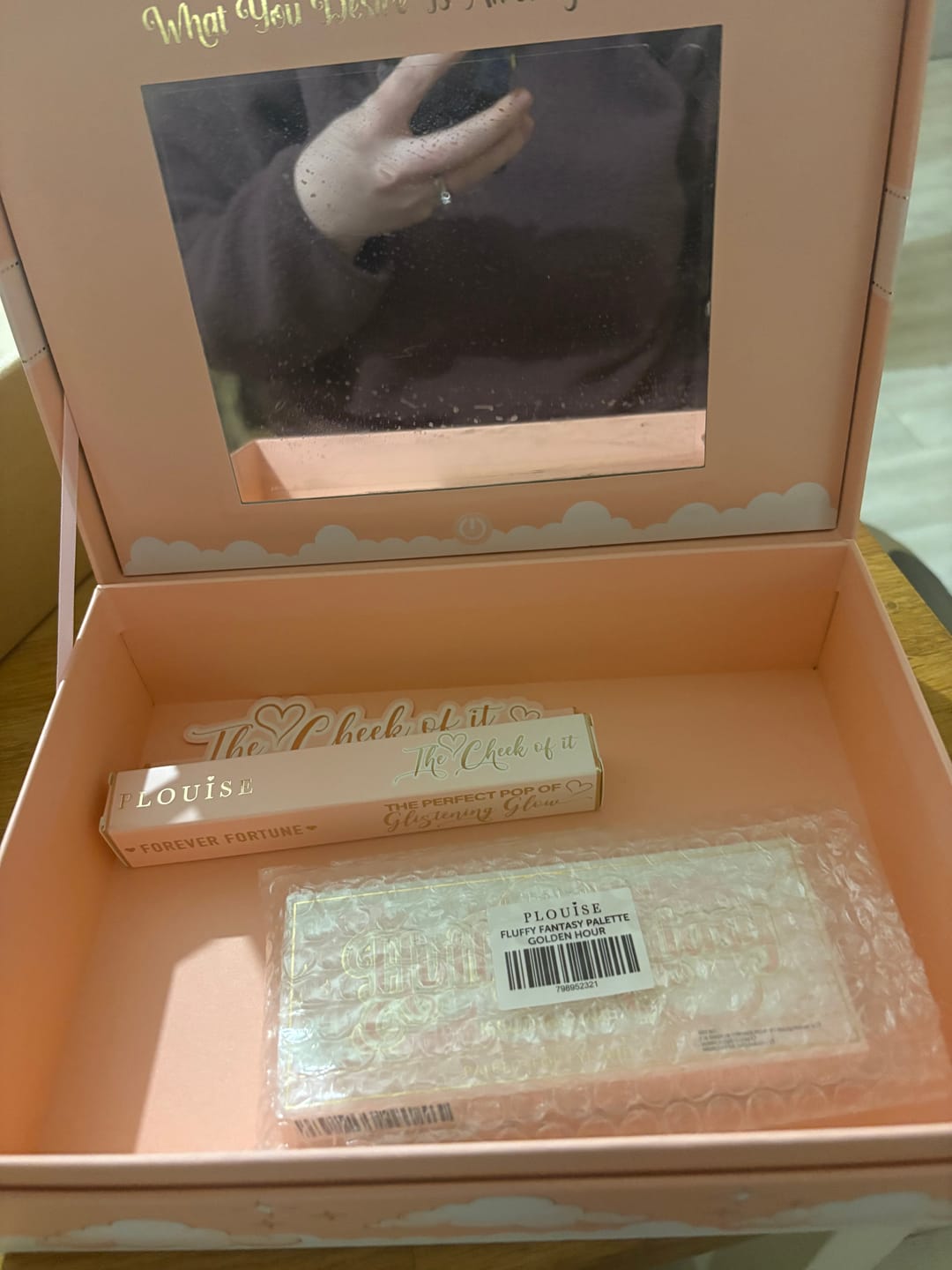 Customer photo review of P.Louise Mystery Bundle